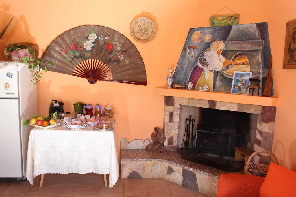 Rita B&B Sea Sun And Nature Santa Maria la Palma Room photo